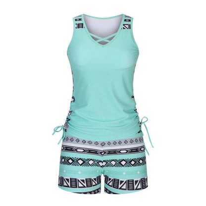 🏊‍♀️ 50% RABATT NU! 👙 Tvådelad tankini – justerbar sidorynking, pojkshorts & korsad V-ringning – perfekt för stranden 👙🏖️