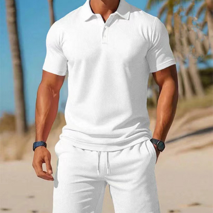 🔥55% RABATT NU! 🔥 Sommarset för män bestående av en polotröja och shorts