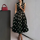 👗 50% RABATT NU! ⏰ Dam Prickig Ärmlös V-ringad Klänning – Luftig & lättviktig – Perfekt för sommar, brunch eller stranddagar – lekfull och chic 🎠