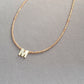 💎 55% RABATT! ✨ Romantiskt initialhalsband med pärlor – Pärlemorbokstäver & zirkonpärlor – Justerbart, personligt & perfekt som en meningsfull present eller vardagsaccessoar 💝
